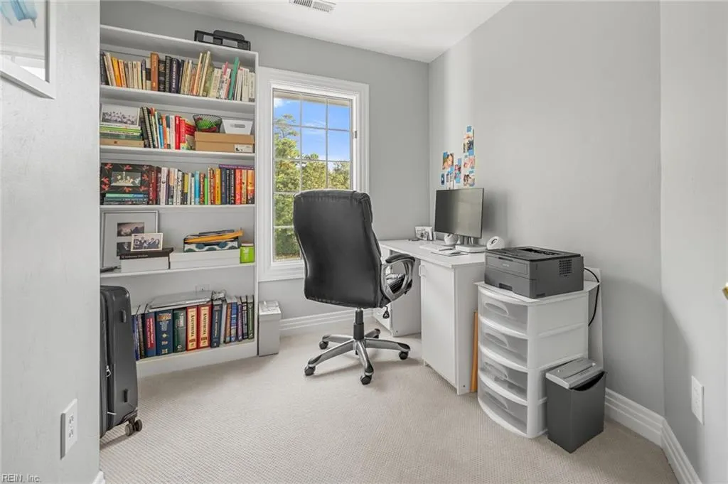 Virginia Beach, Virginia 23452, United States, 4 Bedrooms Bedrooms, ,4 BathroomsBathrooms,Residential,Pending,38181