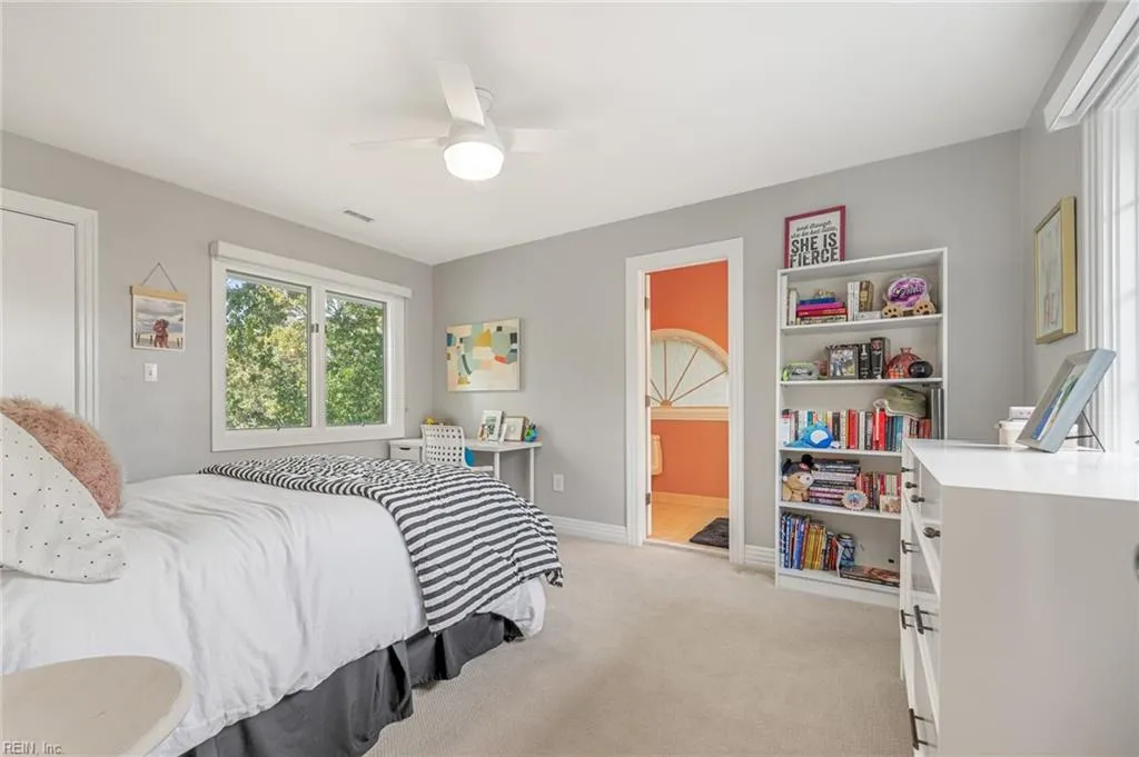 Virginia Beach, Virginia 23452, United States, 4 Bedrooms Bedrooms, ,4 BathroomsBathrooms,Residential,Pending,38181