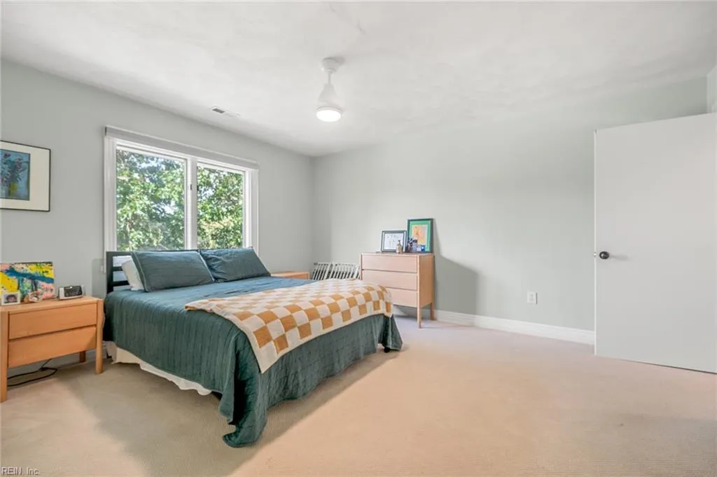 Virginia Beach, Virginia 23452, United States, 4 Bedrooms Bedrooms, ,4 BathroomsBathrooms,Residential,Pending,38181