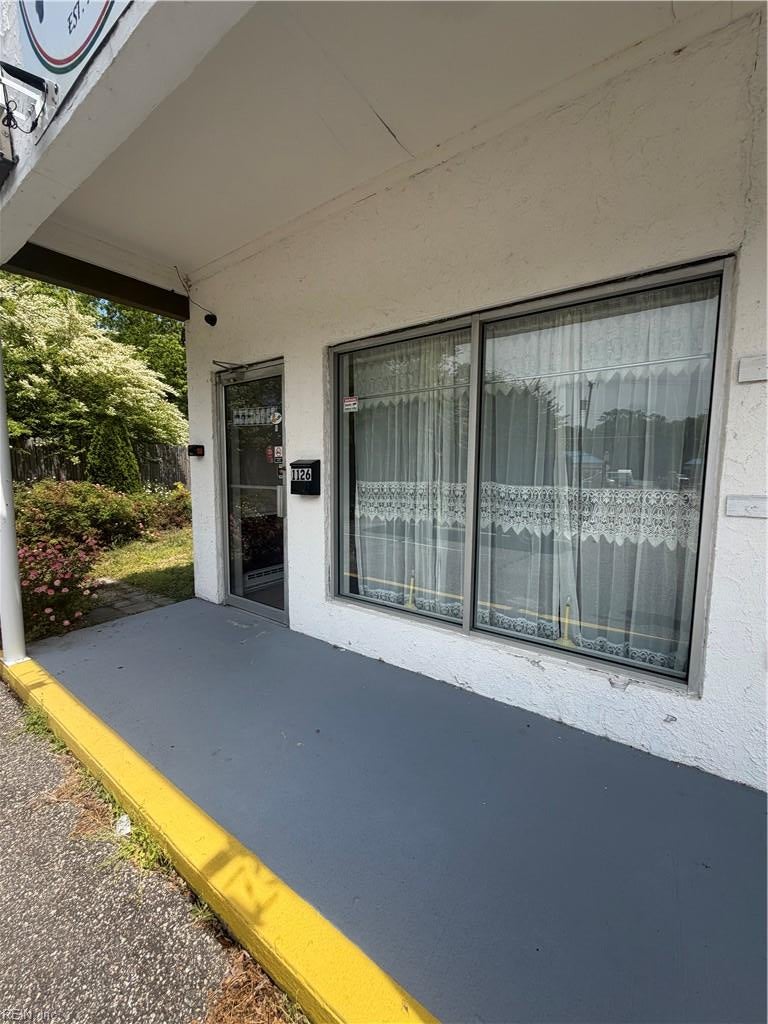 Photo of 1126 George Washington Memorial Highway, Yorktown, VA 23693 (MLS # 10628143)