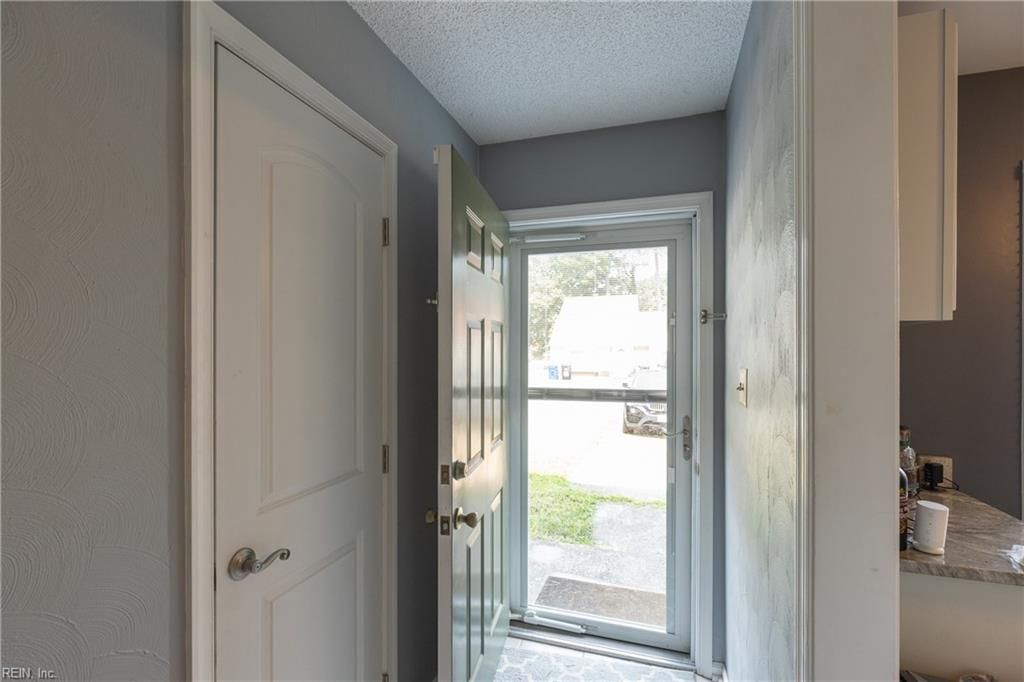 Photo of 502 Lake Havasu Drive, Virginia Beach, VA 23454 (MLS # 10625099)