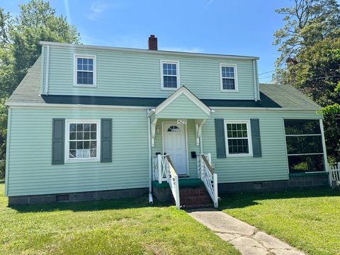 8211 Carrene DR Norfolk VA 23518