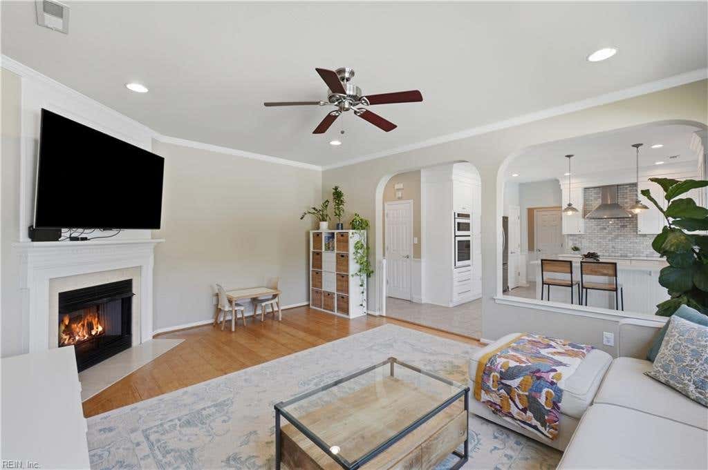 Photo of 5049 Ocean Way, Norfolk, VA 23518 (MLS # 10644447)
