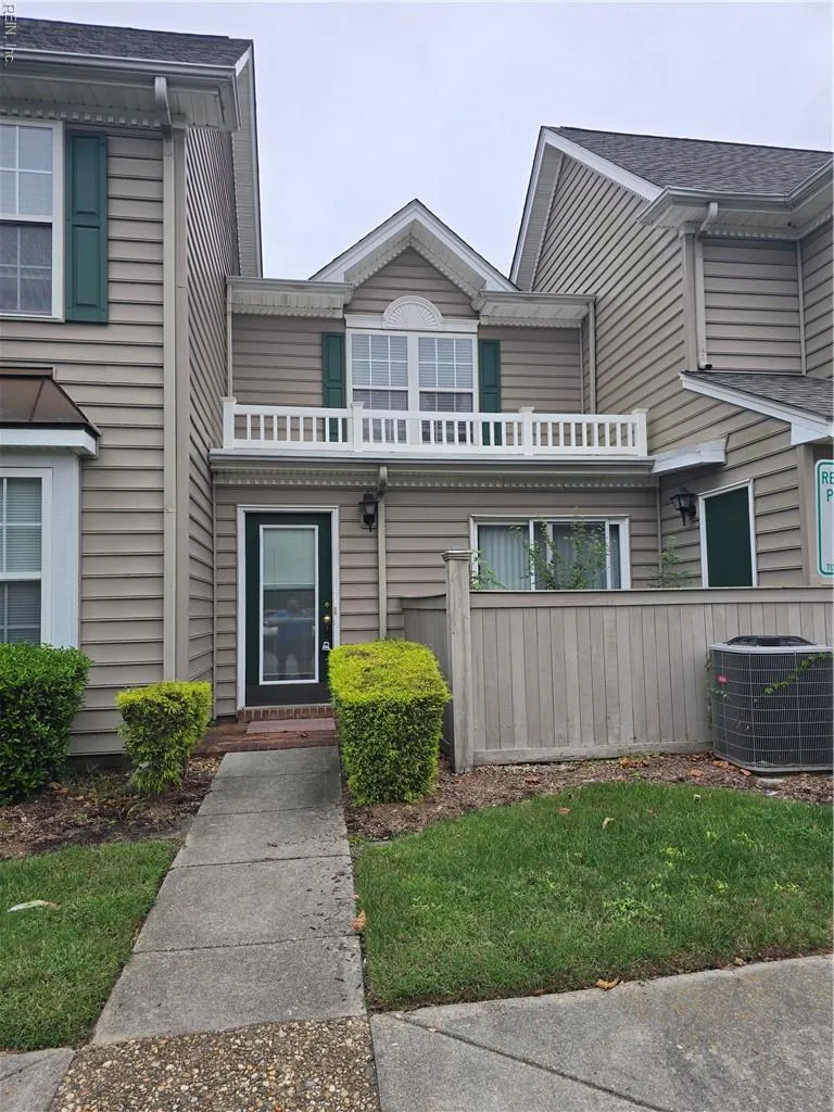 Chesapeake, Virginia 23325, United States, 2 Bedrooms Bedrooms, ,3 BathroomsBathrooms,Residential,Active,223598