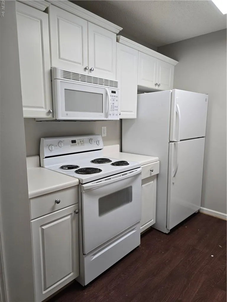 Chesapeake, Virginia 23325, United States, 2 Bedrooms Bedrooms, ,3 BathroomsBathrooms,Residential,Active,223598