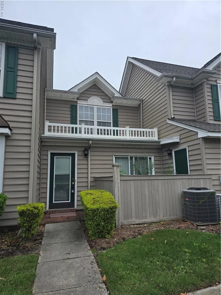 Chesapeake, Virginia 23325, United States, 2 Bedrooms Bedrooms, ,3 BathroomsBathrooms,Residential,Active,223598