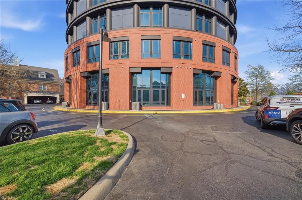 Photo of 415 Saint Pauls Boulevard #603, Norfolk, VA 23510 (MLS # 10624818)