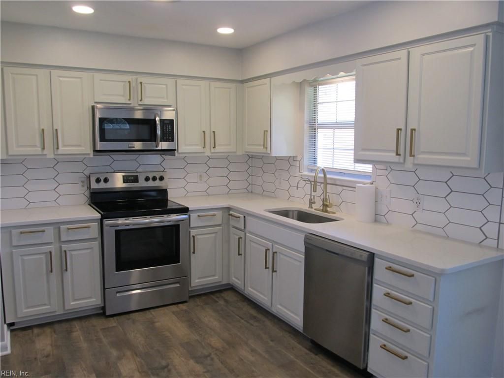 Photo of 1724 Shell Road, Chesapeake, VA 23323 (MLS # 10636416)