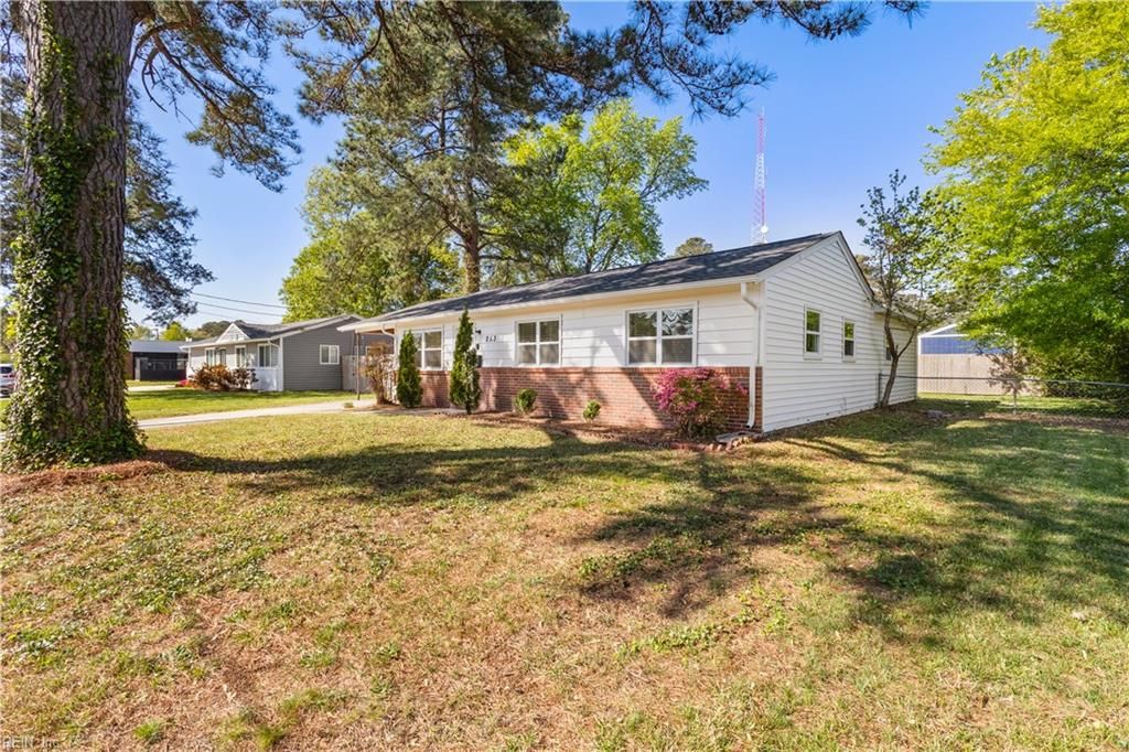Photo of 253 Waverly Dr Dr, Virginia Beach, VA 23452 (MLS # 10629029)