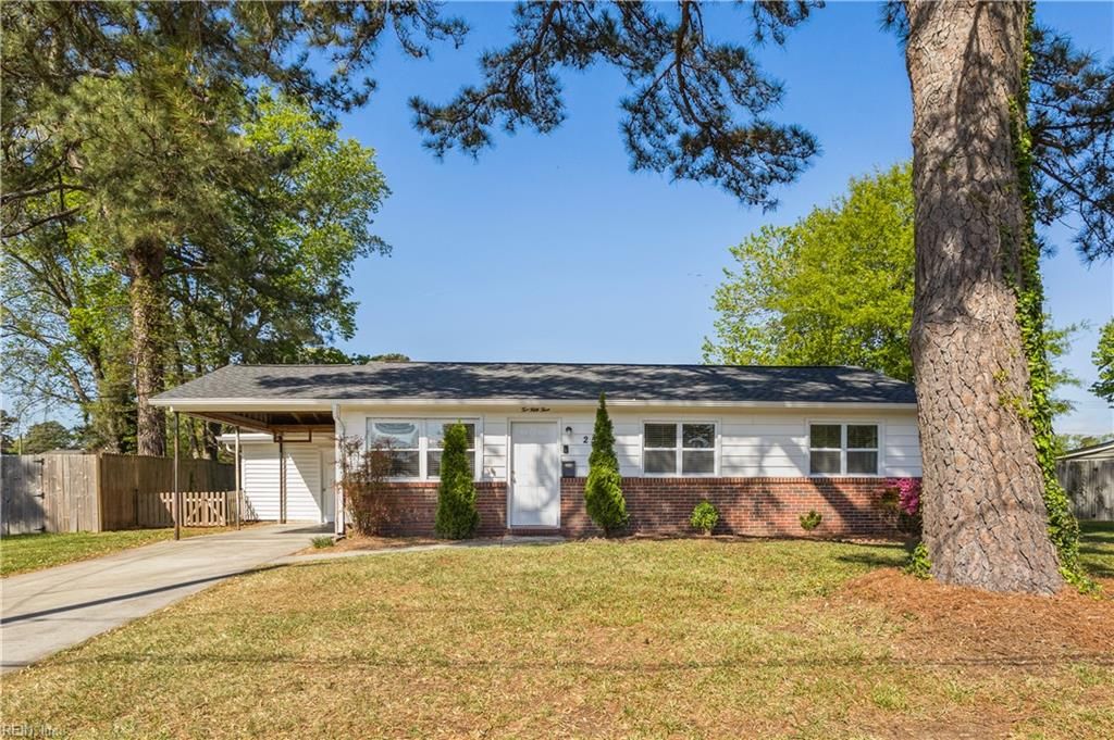 Photo of 253 Waverly Dr Dr, Virginia Beach, VA 23452 (MLS # 10629029)