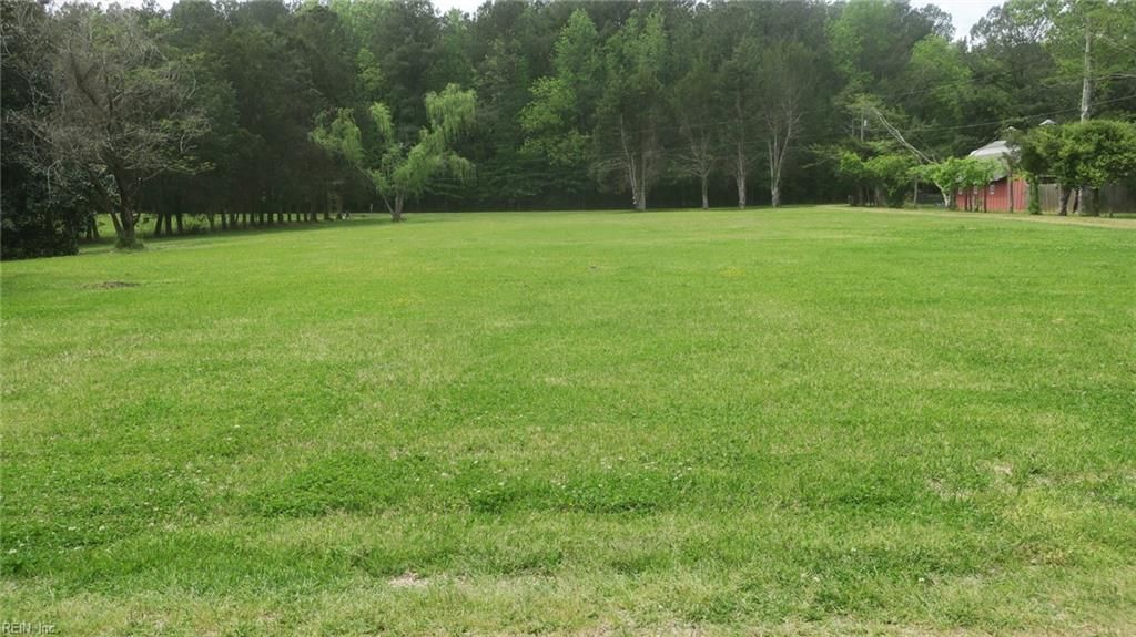 Photo of 19475 Beechwood Lane, Smithfield, VA 23430 (MLS # 10642625)