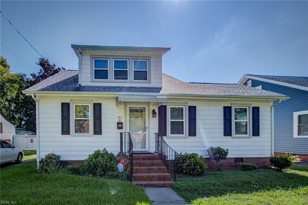 Photo of 302 Cherokee Road, Hampton, VA 23661 (MLS # 10659907)