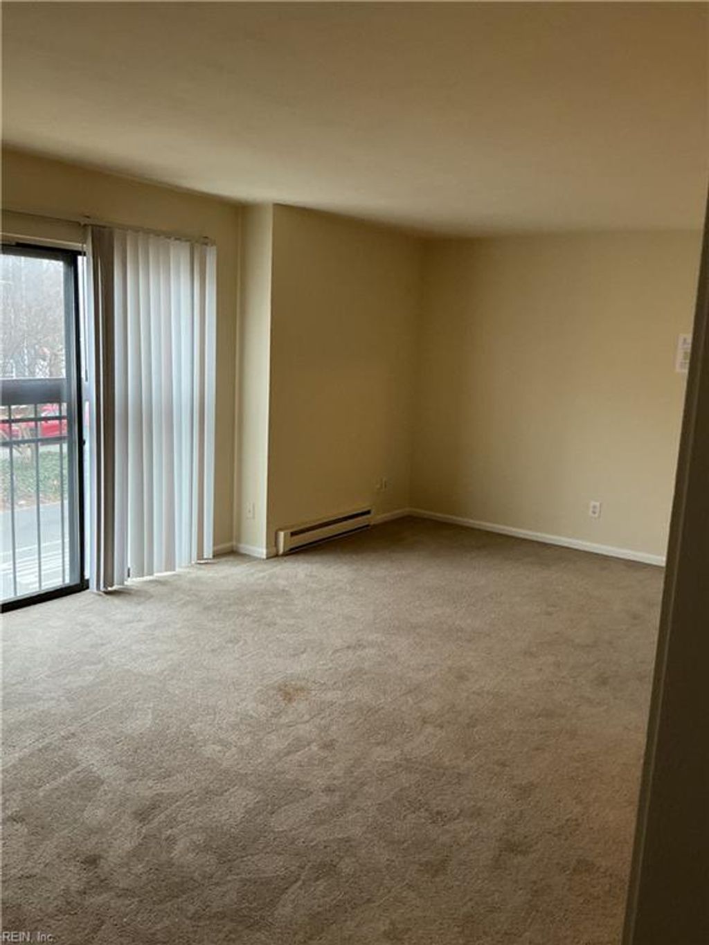 Photo of 620 W Olney Road #9, Norfolk, VA 23507 (MLS # 10619490)