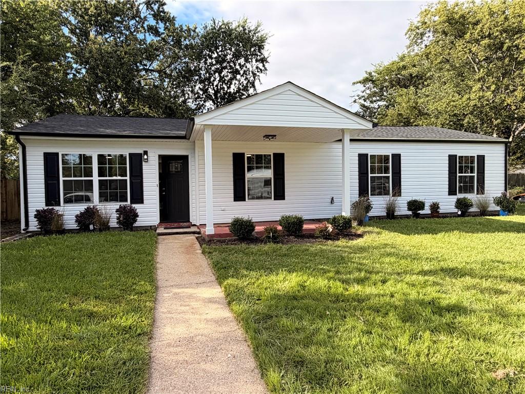 Photo of 1405 Salton Drive, Chesapeake, VA 23325 (MLS # 10655677)
