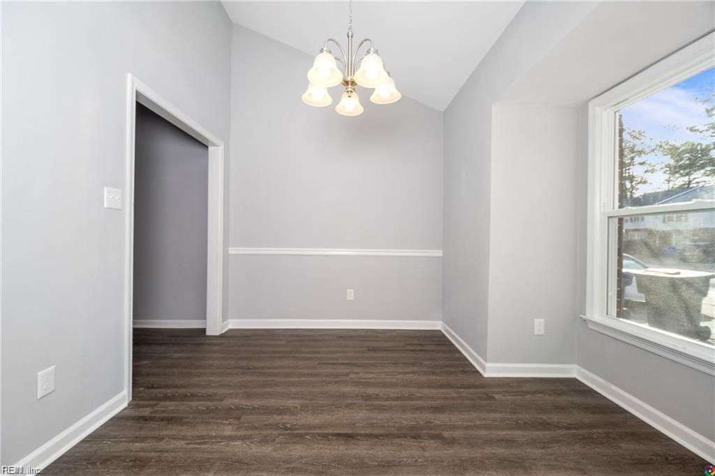 Photo of 5638 Trafalgar Arch, Portsmouth, VA 23703 (MLS # 10644066)