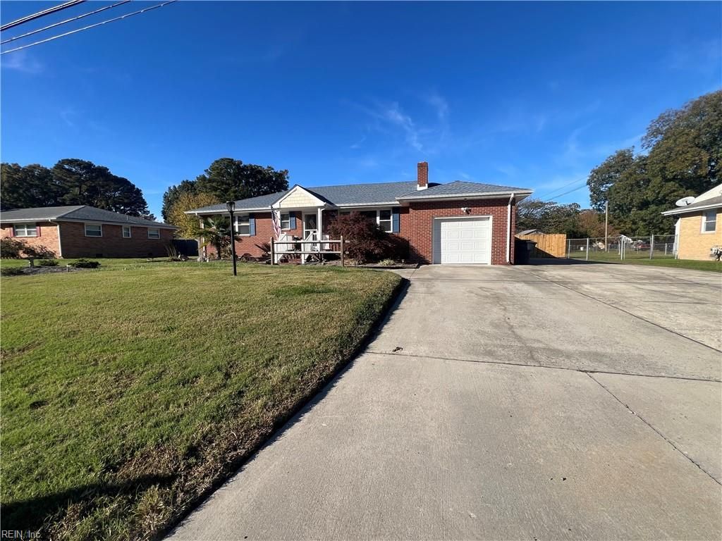 Photo of 5728 Hawthorne Lane, Portsmouth, VA 23703 (MLS # 10608756)