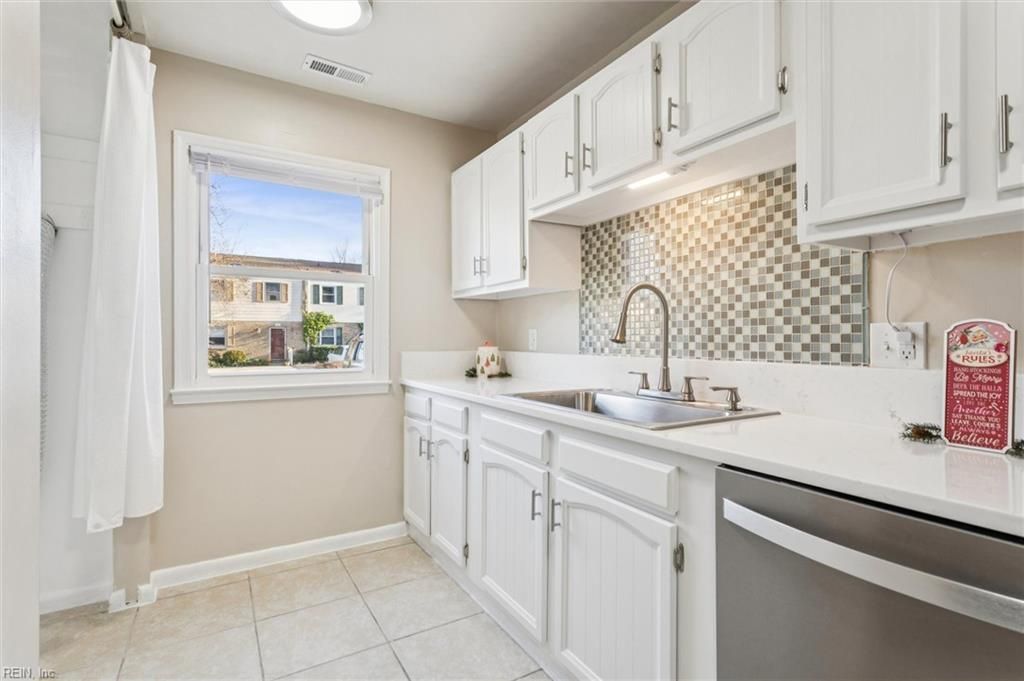 Photo of 2502 Longleaf Court, Virginia Beach, VA 23454 (MLS # 10620729)