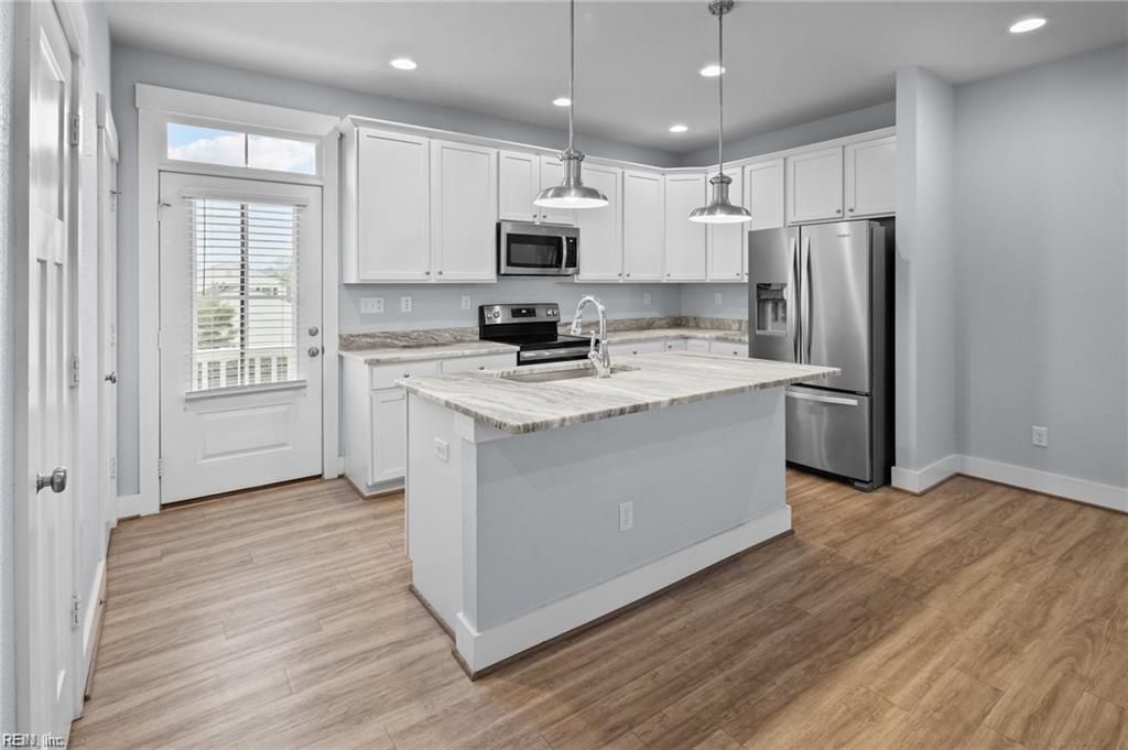 Photo of 418 19th Street, Virginia Beach, VA 23451 (MLS # 10623226)