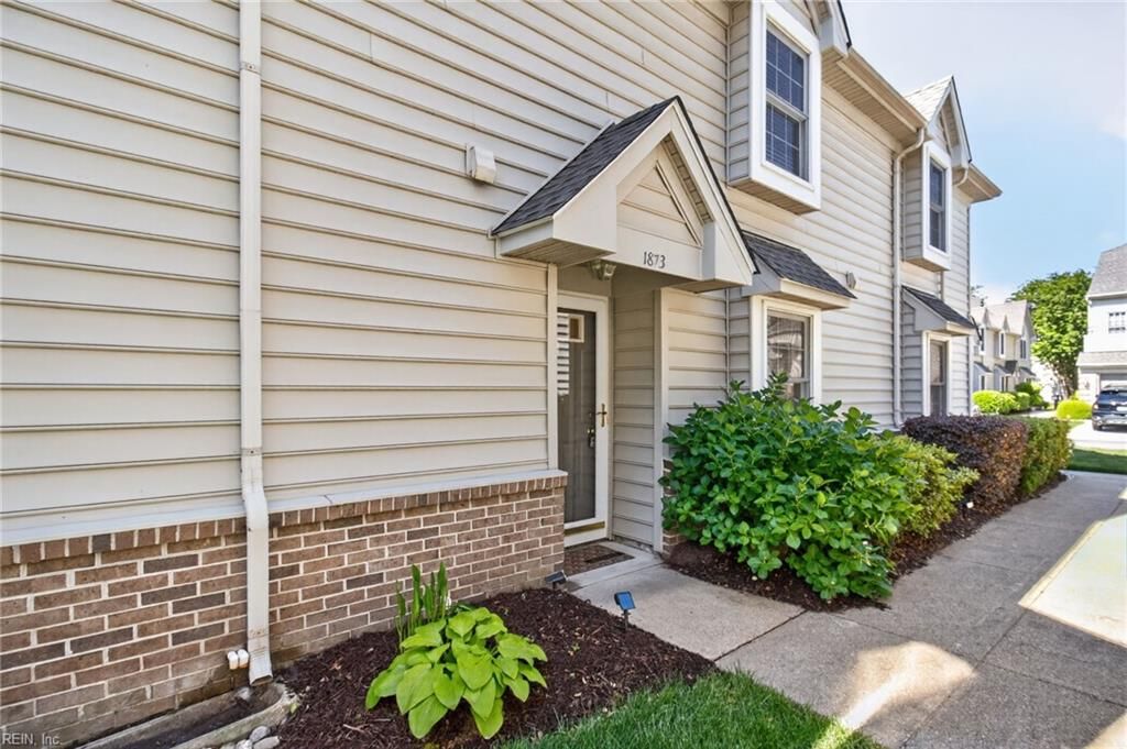 Photo of 1873 Calash Way, Virginia Beach, VA 23454 (MLS # 10634296)