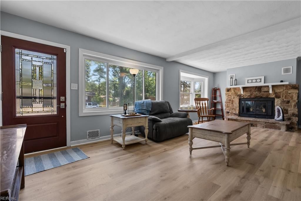 Photo of 48 Cornwall Terrace, Hampton, VA 23666 (MLS # 10635783)
