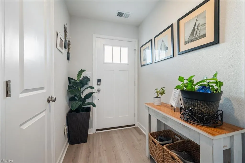 Suffolk, Virginia 23435, United States, 4 Bedrooms Bedrooms, ,4 BathroomsBathrooms,Residential,Pending,2502