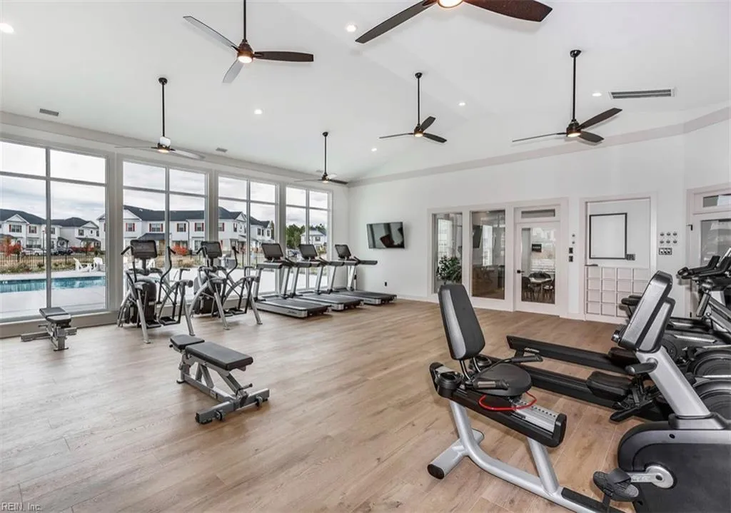 Suffolk, Virginia 23435, United States, 4 Bedrooms Bedrooms, ,4 BathroomsBathrooms,Residential,Pending,2502