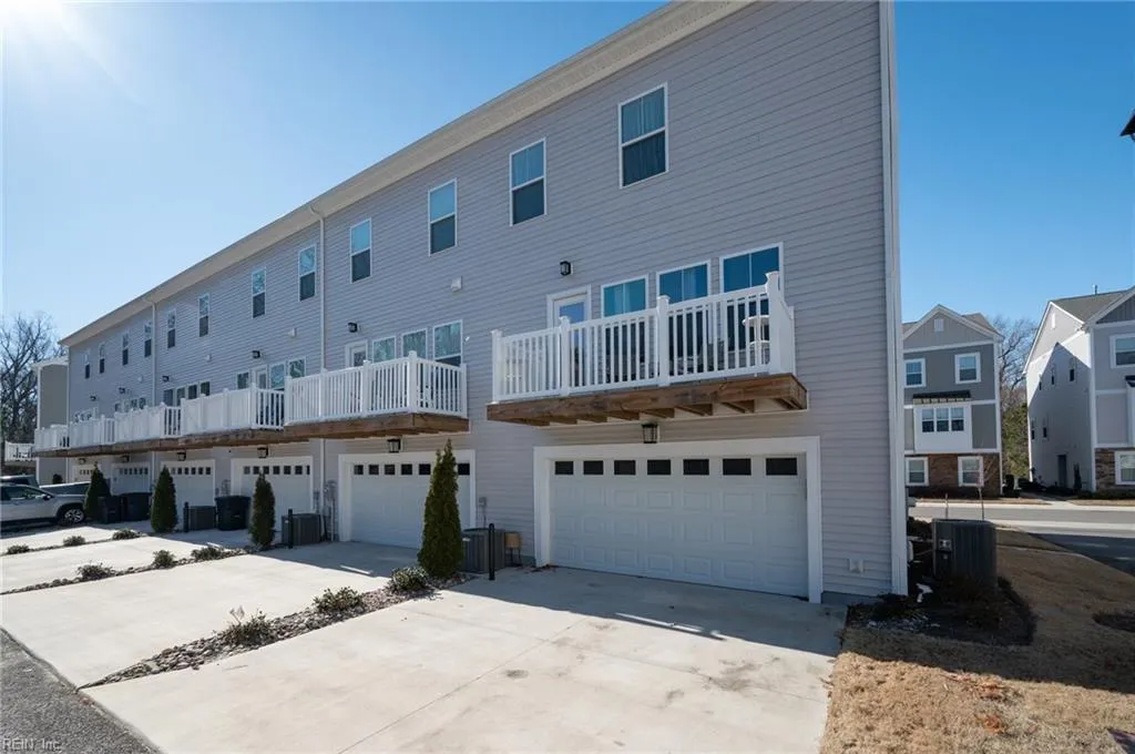 Suffolk, Virginia 23435, United States, 4 Bedrooms Bedrooms, ,4 BathroomsBathrooms,Residential,Pending,2502