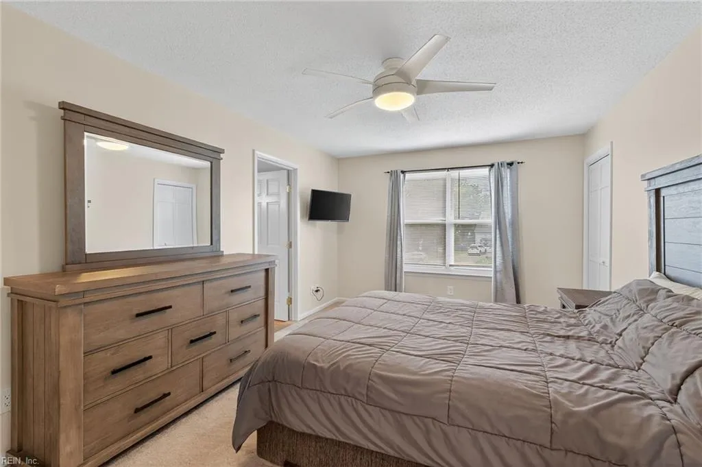 Virginia Beach, Virginia 23456, United States, 4 Bedrooms Bedrooms, ,3 BathroomsBathrooms,Residential,Active,245276