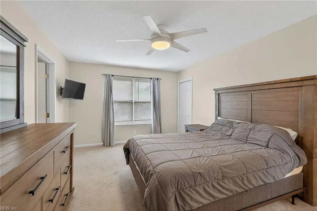 Virginia Beach, Virginia 23456, United States, 4 Bedrooms Bedrooms, ,3 BathroomsBathrooms,Residential,Active,245276