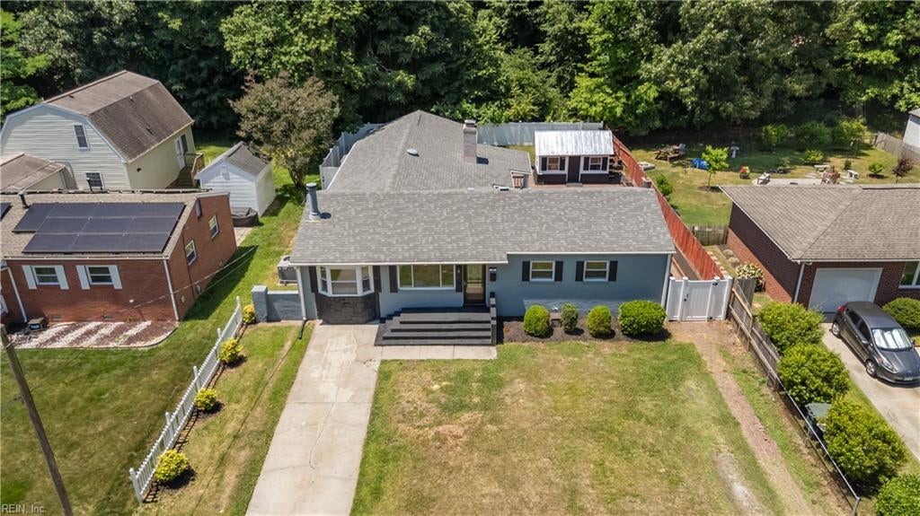 Photo of 48 Cornwall Terrace, Hampton, VA 23666 (MLS # 10654551)