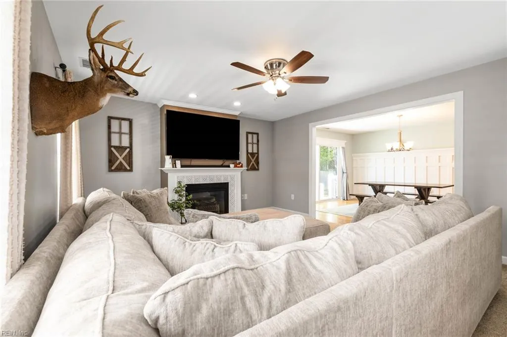 Chesapeake, Virginia 23320, United States, 3 Bedrooms Bedrooms, ,2 BathroomsBathrooms,Residential,Pending,111190