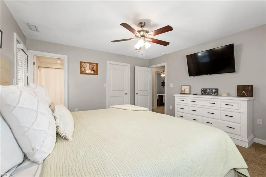 Chesapeake, Virginia 23320, United States, 3 Bedrooms Bedrooms, ,2 BathroomsBathrooms,Residential,Pending,111190