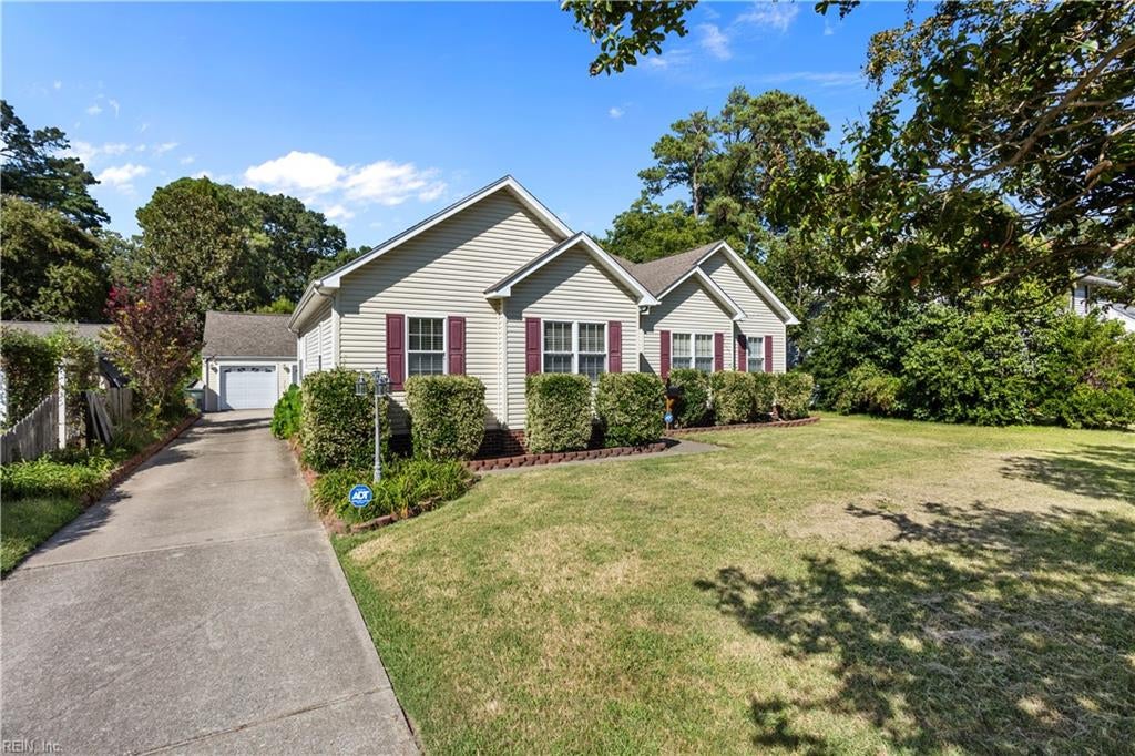 Photo of 1128 Sheppard Avenue, Norfolk, VA 23518 (MLS # 10654503)