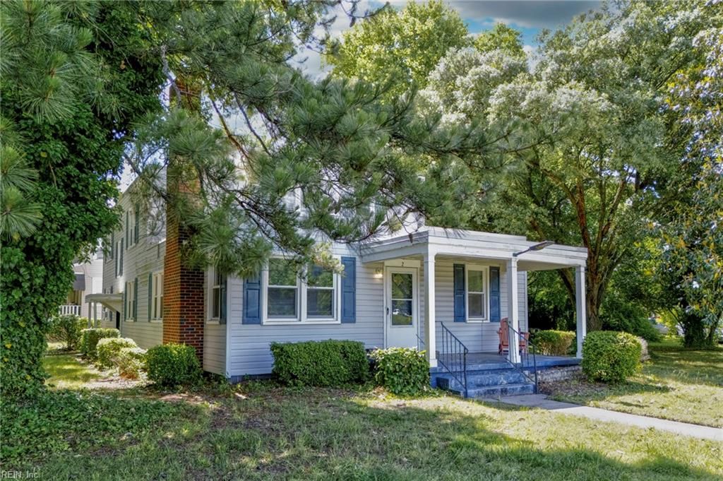 Photo of 1607 Lasalle Avenue, Norfolk, VA 23509 (MLS # 10604983)