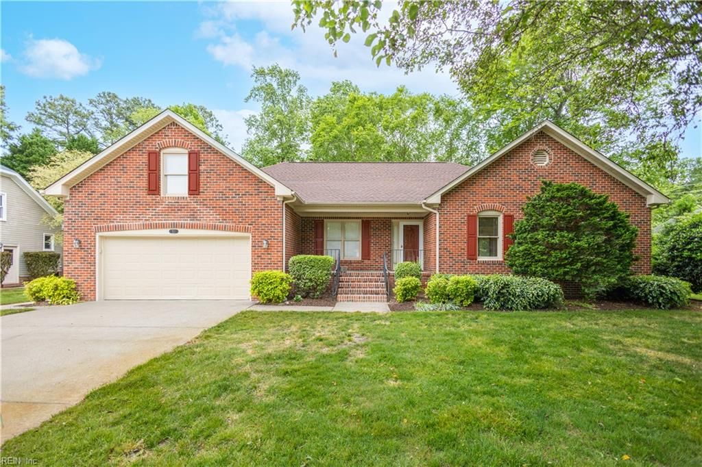 Photo of 511 Ashforth Way, Chesapeake, VA 23322 (MLS # 10633820)