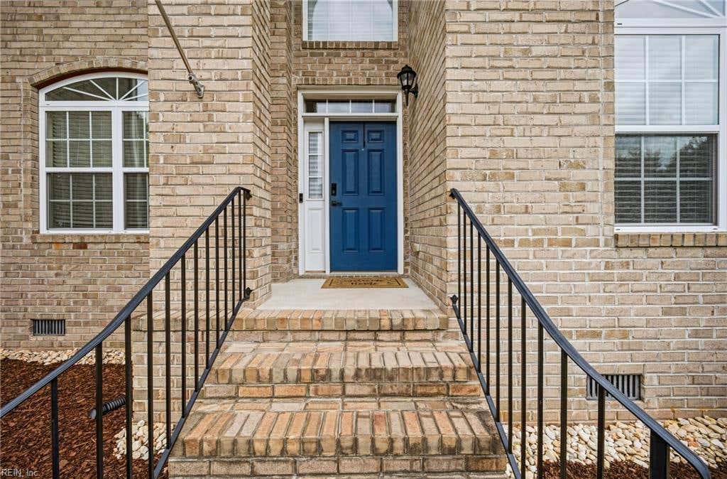 Photo of 237 Castleberry Drive, Chesapeake, VA 23322 (MLS # 10639770)