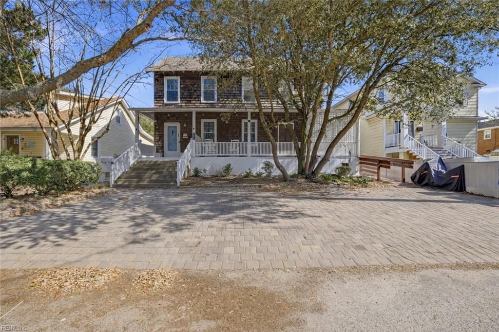 Photo of 908 Little Bay Avenue, Norfolk, VA 23503 (MLS # 10627771)