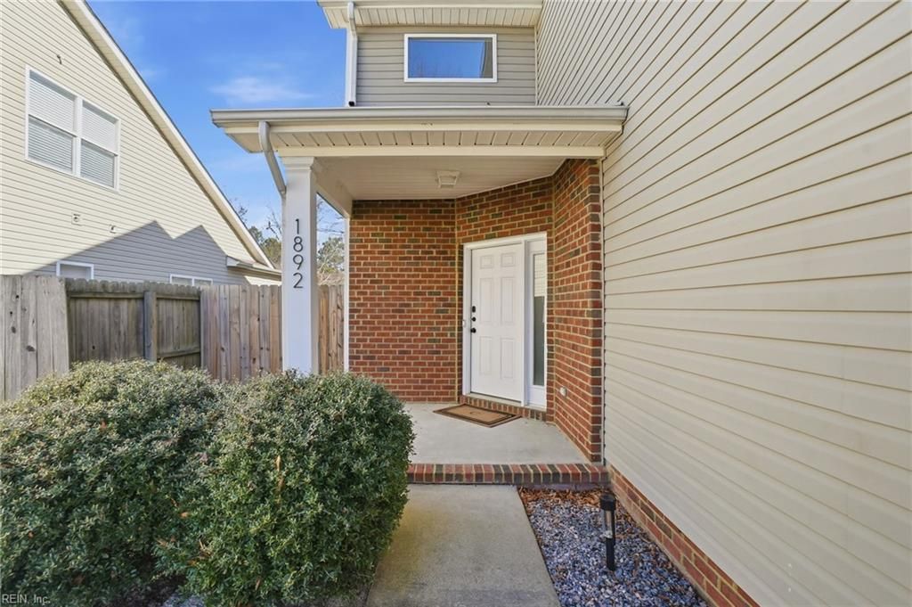 Photo of 1892 Kempsville Crossing Lane, Virginia Beach, VA 23464 (MLS # 10617985)