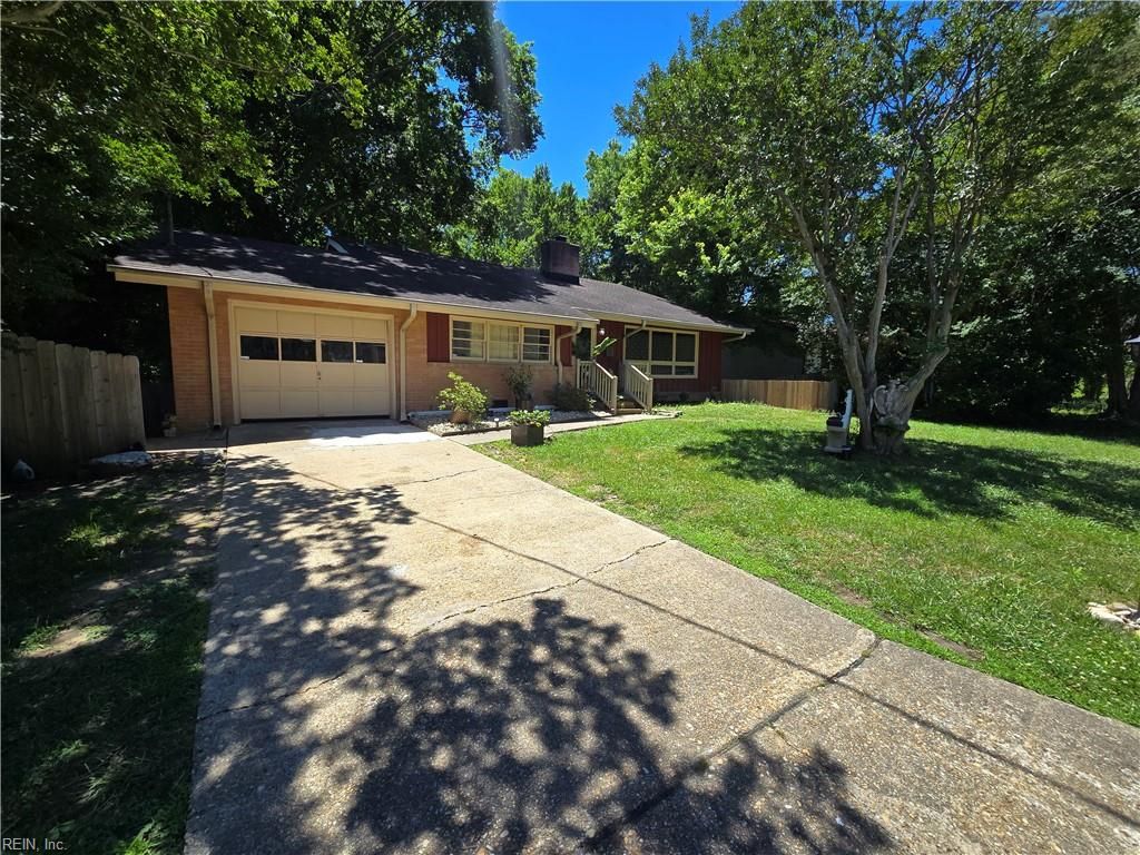 Photo of 22 Garfield Drive Drive, Newport News, VA 23608 (MLS # 10637188)