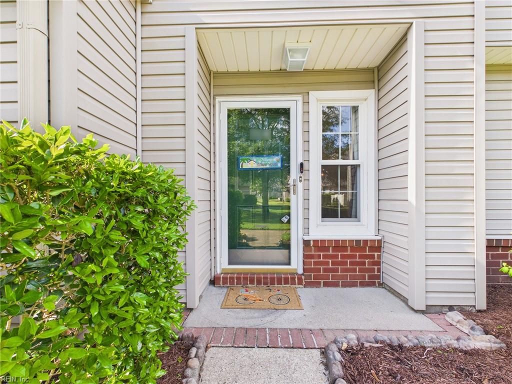 Photo of 3836 Lasalle Drive #106, Virginia Beach, VA 23453 (MLS # 10631924)