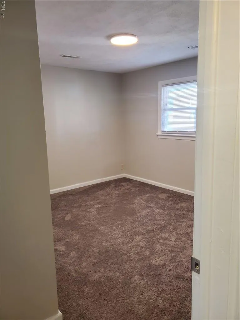 Norfolk, Virginia 23504, United States, 3 Bedrooms Bedrooms, ,2 BathroomsBathrooms,Residential,Active,119691