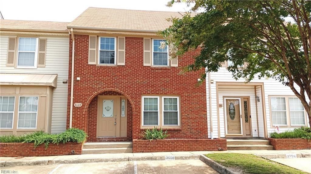 Photo of 3608 Essex Pond Quay, Virginia Beach, VA 23462 (MLS # 10623249)