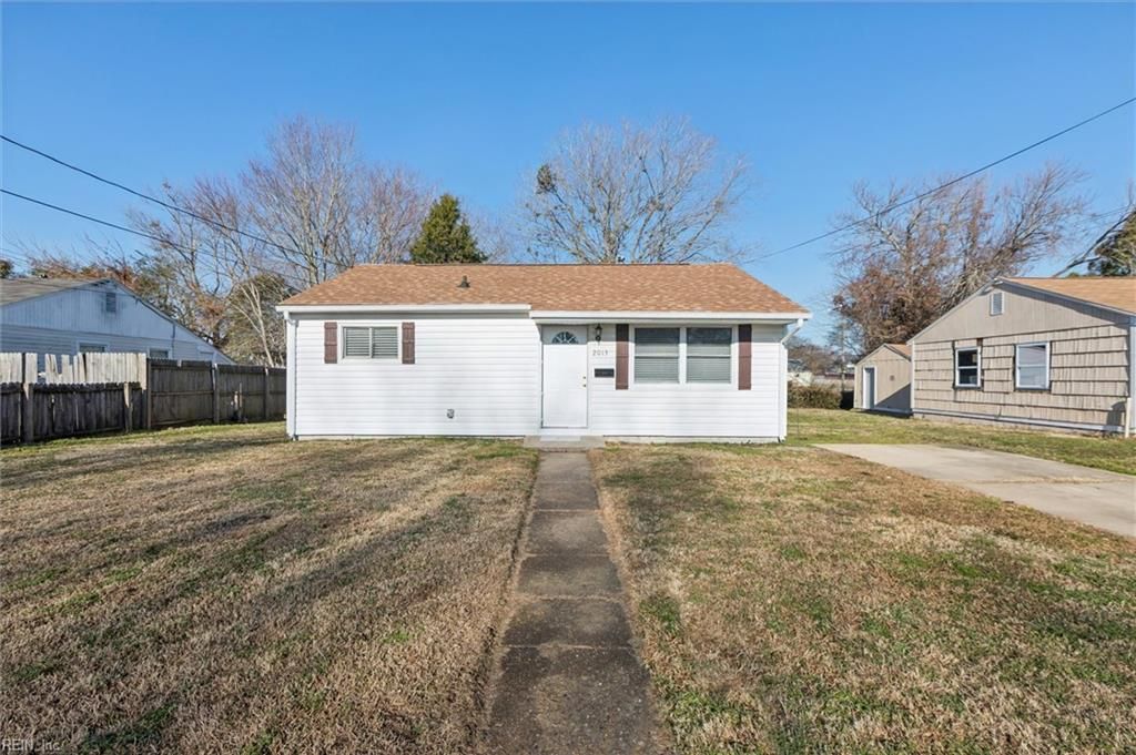 Photo of 2013 Whitman Place, Hampton, VA 23663 (MLS # 10615740)