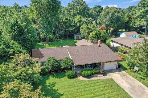 1905 Columbia RD Virginia Beach VA 23454