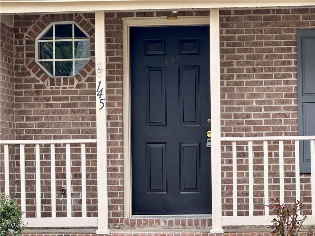 Photo of 145 Corwin Circle, Hampton, VA 23666 (MLS # 10626461)