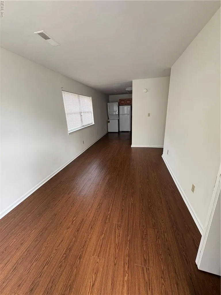 Norfolk, Virginia 23508, United States, 2 Bedrooms Bedrooms, ,1 BathroomBathrooms,Residential,Active,205218