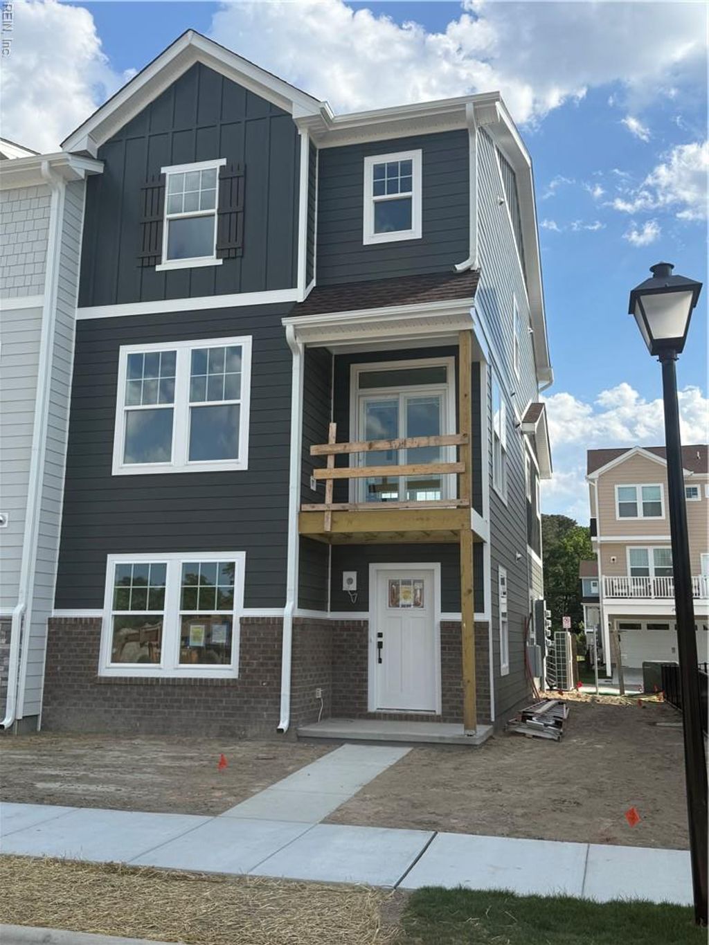 Photo of 1070 Mesa Loop, Chesapeake, VA 23320 (MLS # 10631709)