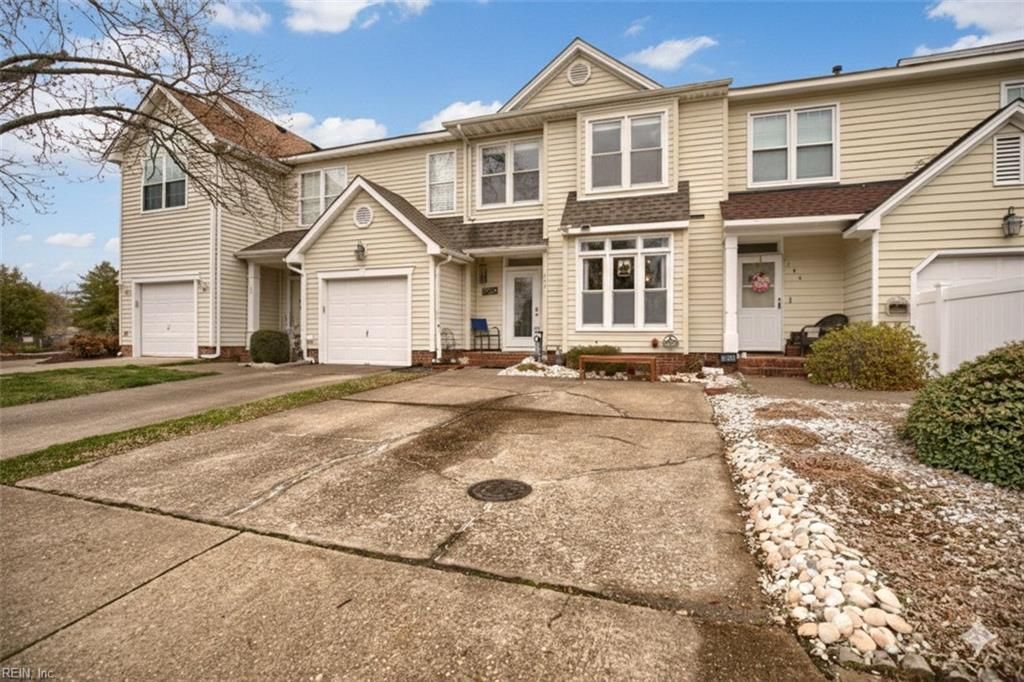 Photo of 156 River Walk Court, Hampton, VA 23669 (MLS # 10621450)