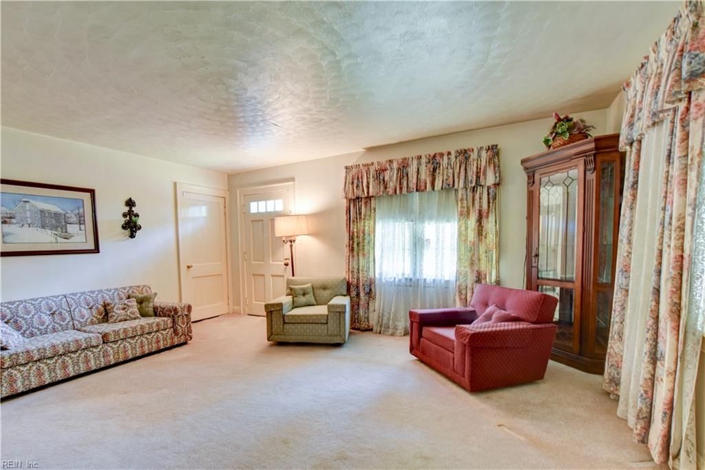 Photo of 3904 Wyatt Drive, Portsmouth, VA 23703 (MLS # 10629090)