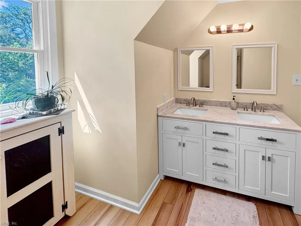 Port Haywood, Virginia 23138, United States, 3 Bedrooms Bedrooms, ,3 BathroomsBathrooms,Residential,Active,136379